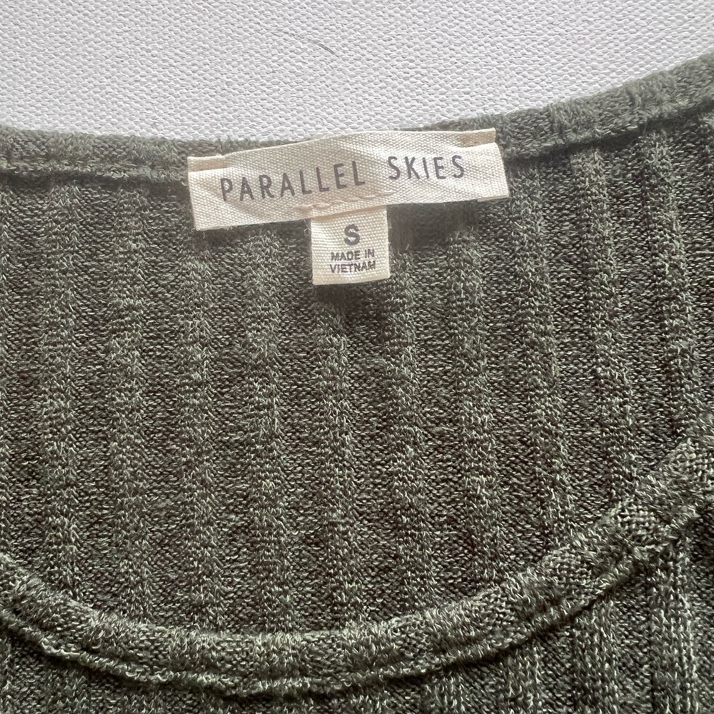 New PARALLEL SKIES Ribbed Button Rolled Sleeve Green Sweater Women SIZE Small - Picture 5 of 8